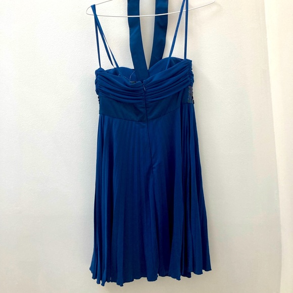 BCBG max and Cleo blue halter dress size 4 - Picture 5 of 6